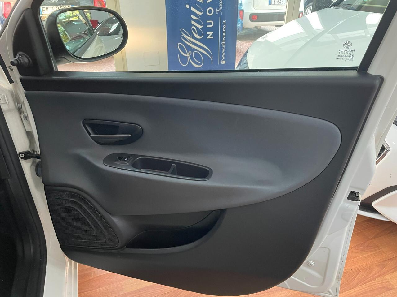 LANCIA YPSILON 1.2 69CV UNICO PROPRIETARIO