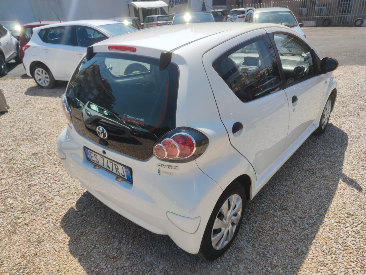 Toyota Aygo 1.0 5 porte Active Connect NAVI