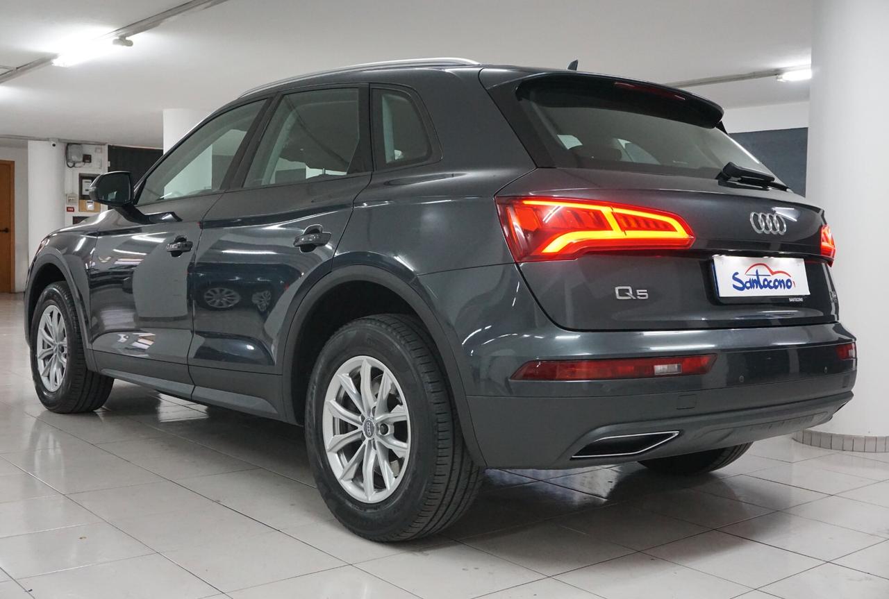 Audi Q5 2.0 TDI quattro S tronic Business