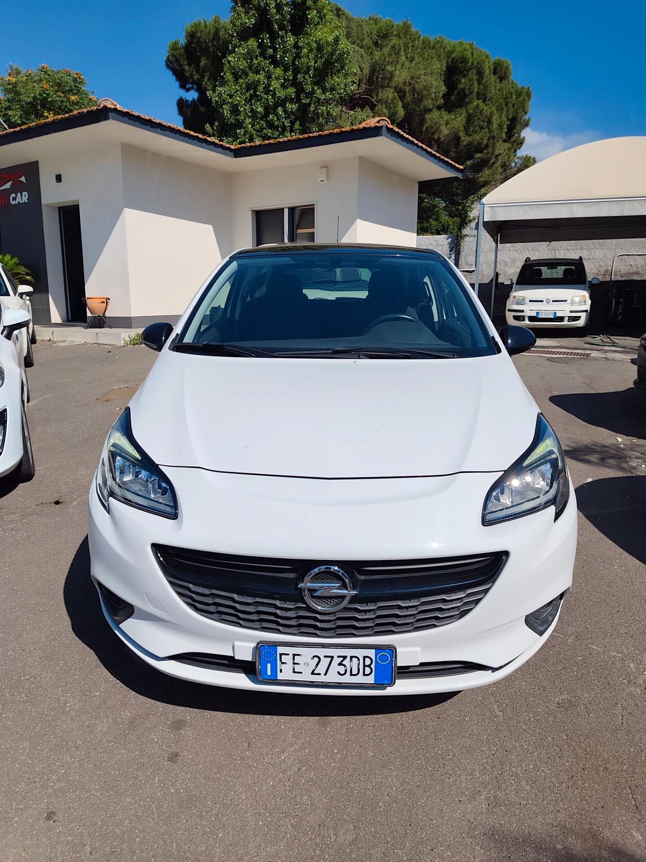 Opel Corsa 1.2 Coupé Cosmo