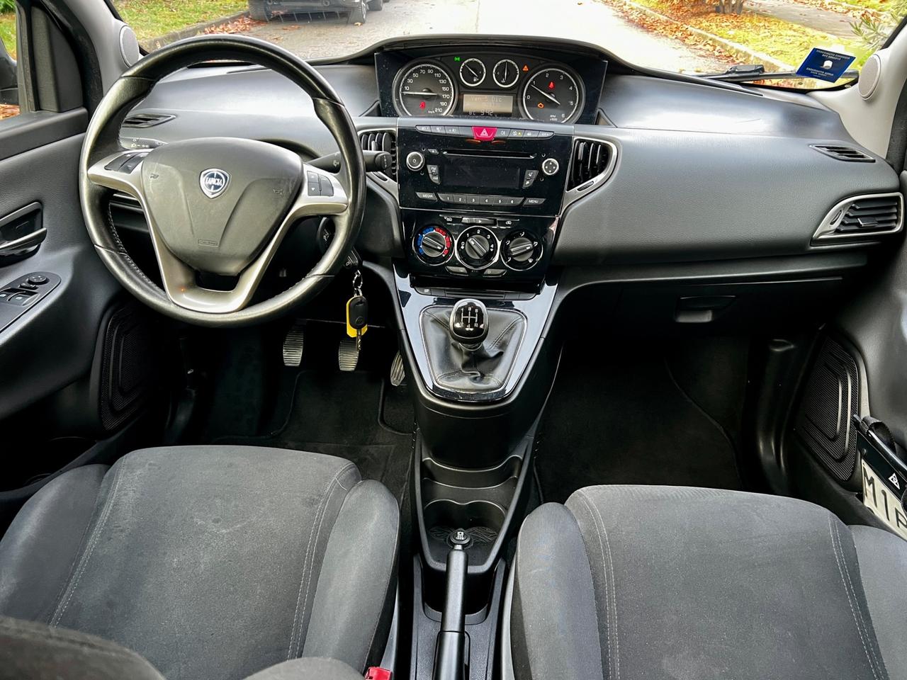 Lancia Ypsilon 1.3 MJT 16V 95 CV 5 porte S&S Silver