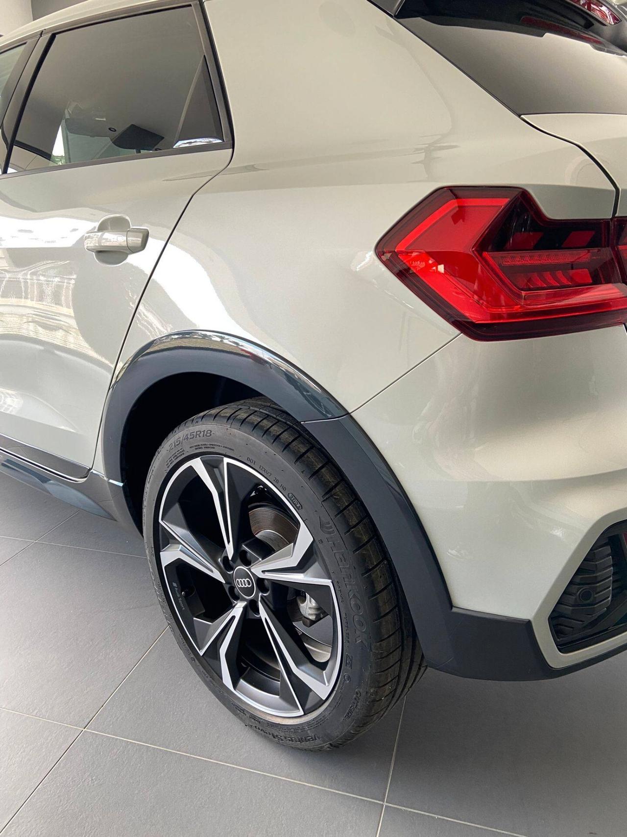 Audi A1 allstreet 30 TFSI 1.0 BENZINA 116CV KM0 ANNO 2025 ITALIANA UNICO PROPRIETARIO