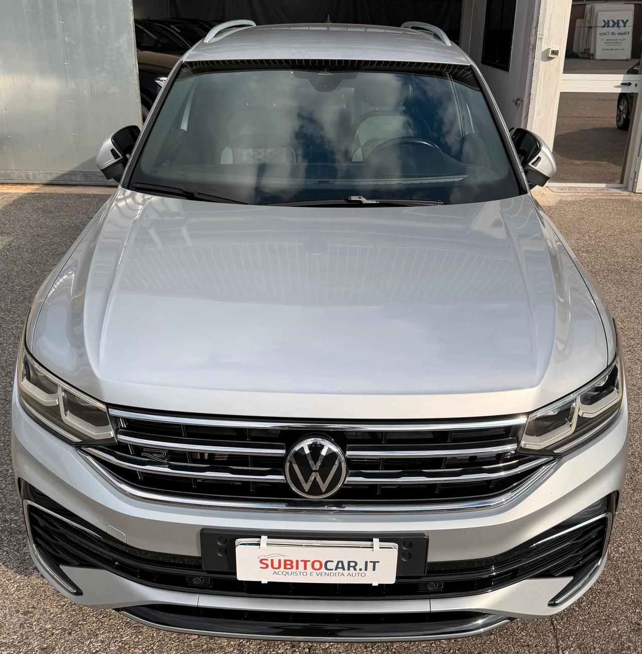 Volkswagen Tiguan 2.0 TDI 150 CV SCR DSG 4MOTION R-Line