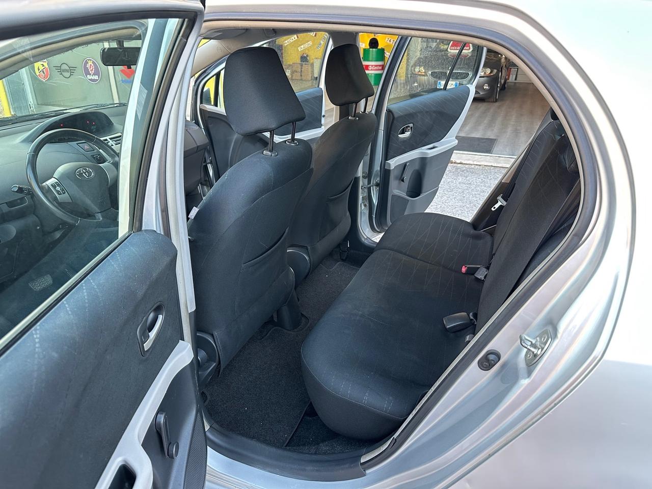 Toyota Yaris 1.4 D-4D DPF 5 porte Sol