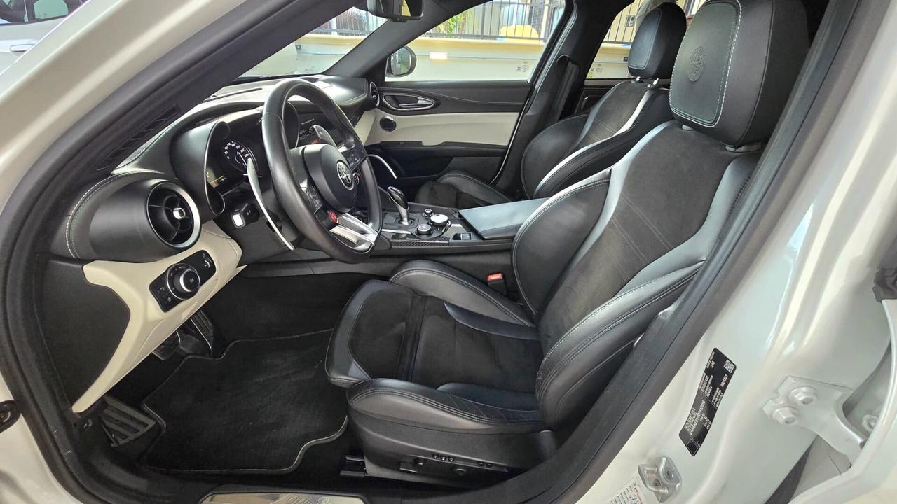 ALFA GIULIA QUADRIFOGLIO 510cv UNICA!!