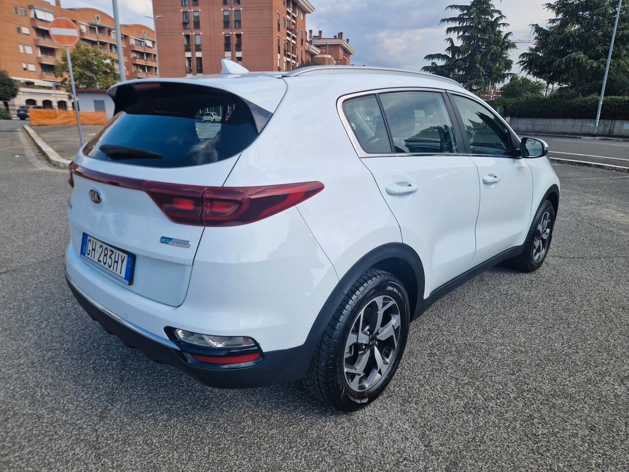 Kia Sportage 1.6 136cv Ibrida/diesel automatica