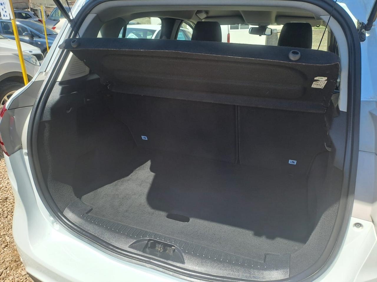 FORD B-MAX