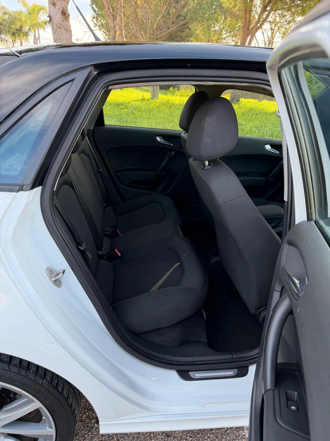 Audi A1 1.6 TDI S tronic line edition