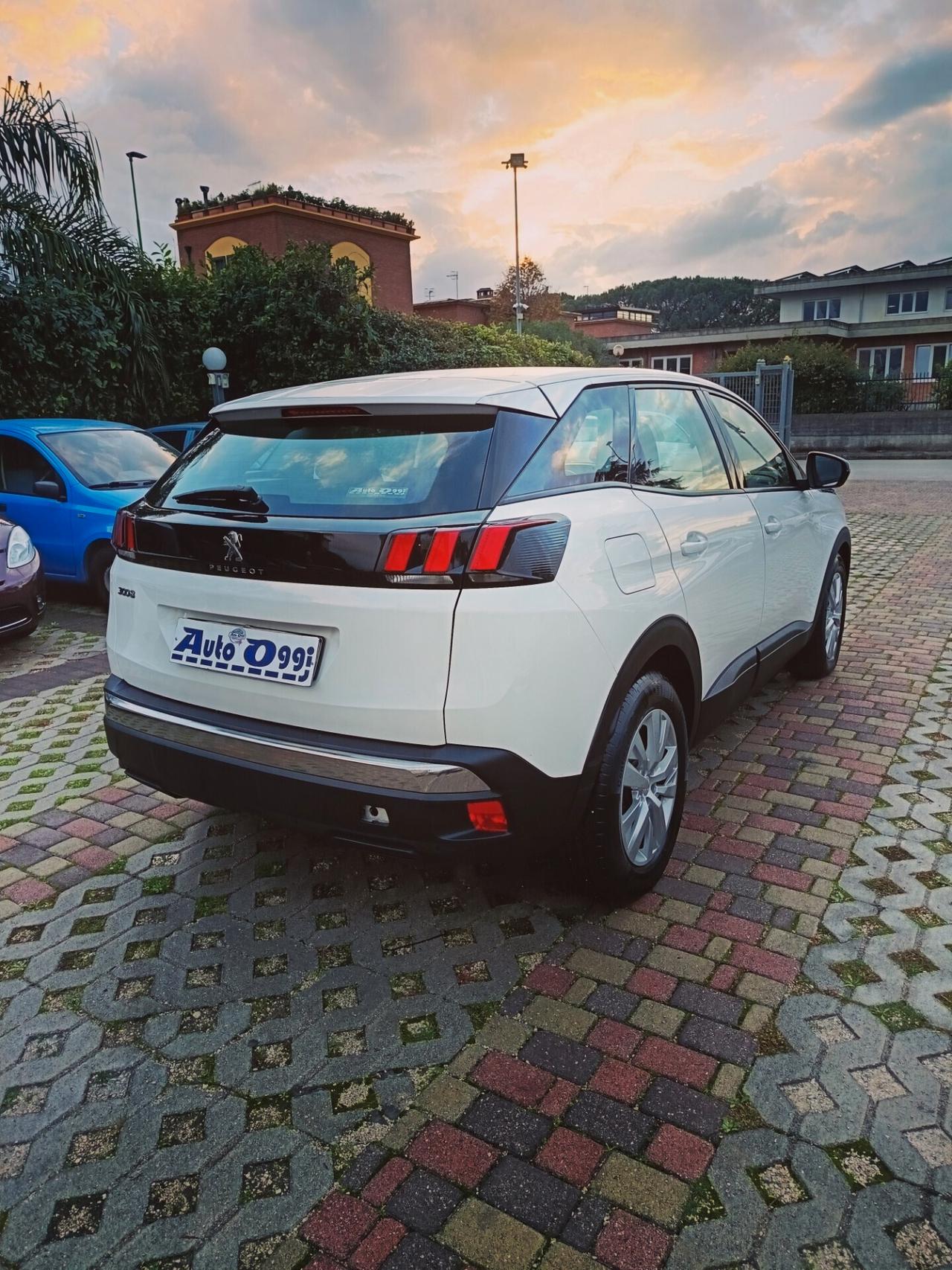 Peugeot 3008 BlueHDi 130 S&S Business