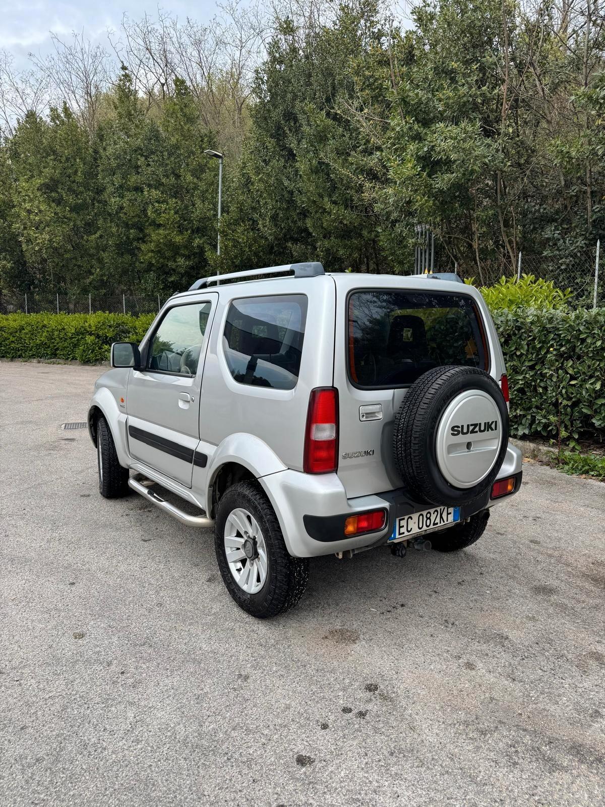 Suzuki Jimny 1.5 DDiS cat 4WD JLX