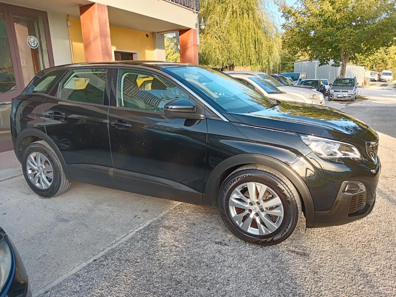 Peugeot 3008 BLUEHDI 130CV BUSINESS PERFETTA