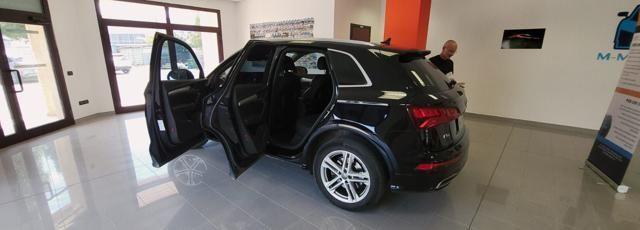 AUDI Q5 40 TDI quattro S line plus