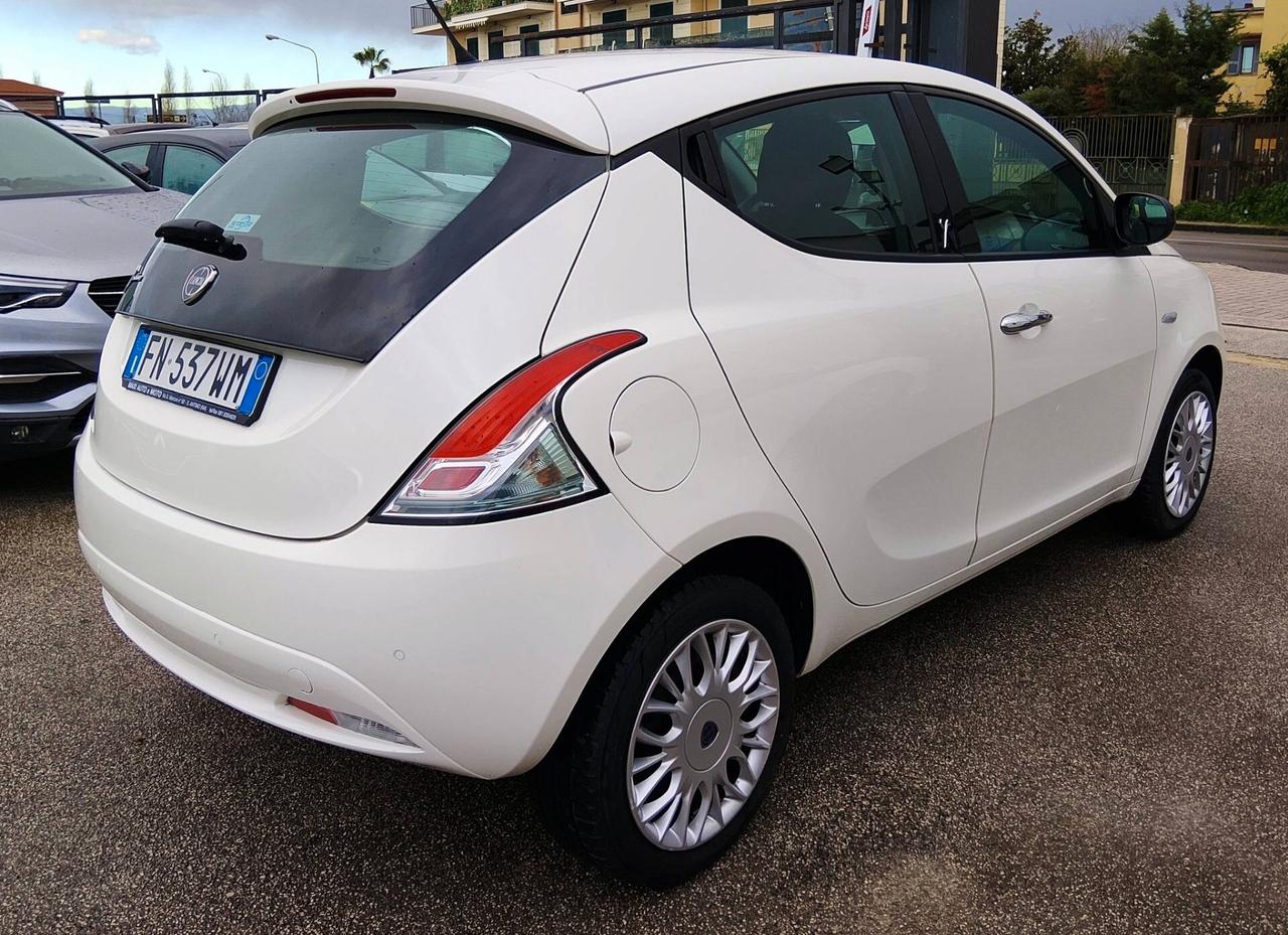 Lancia Ypsilon 1.2 2018 90K KM!
