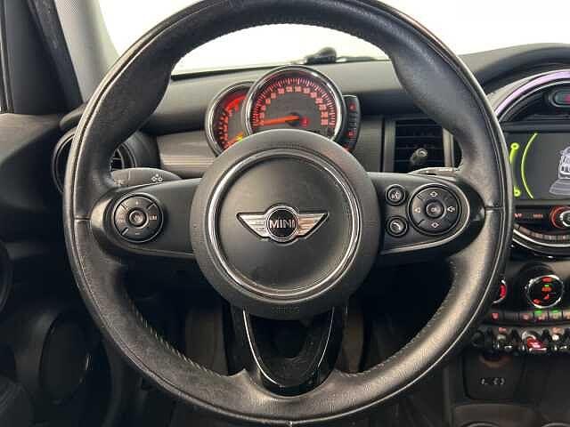 MINI Mini Mini 1.5 Cooper D Business XL 5 porte