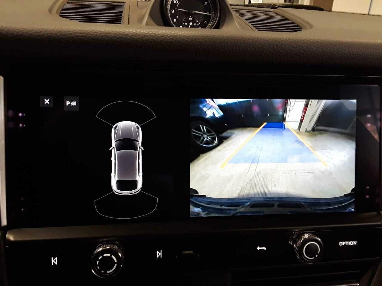 Porsche Macan 2.0 265cv TETTO PANORAMICO / R21 / CAMERA / APPLE CARPLAY