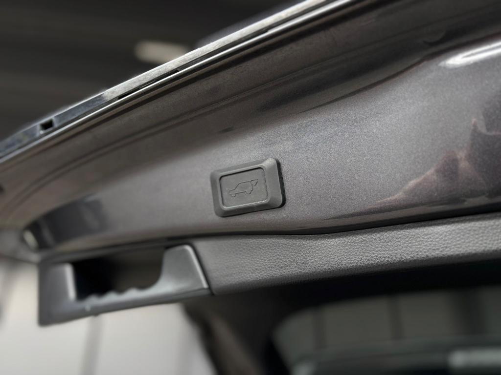 Toyota RAV4 2.5 vvt-ie h Black Edition AWD 222cv e-cvt