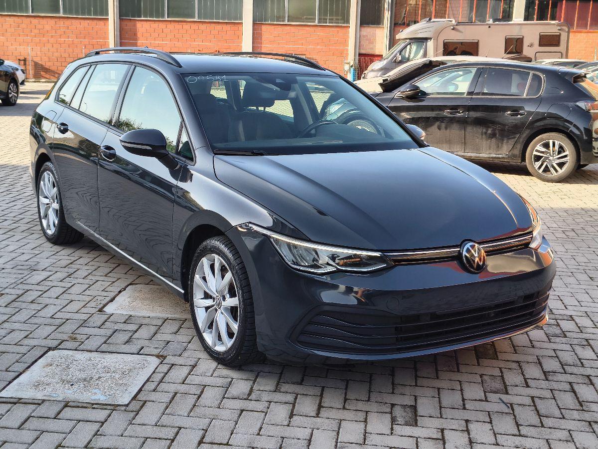 VOLKSWAGEN - Golf - Variant 2.0 TDI SCR Style