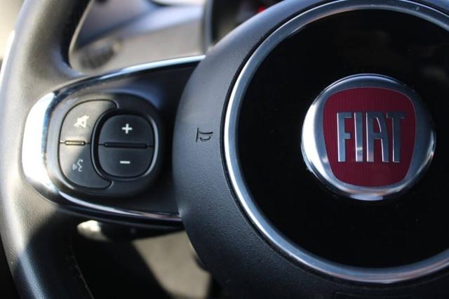 Fiat 500 1.0 hybrid Club 70cv con CarPLAY