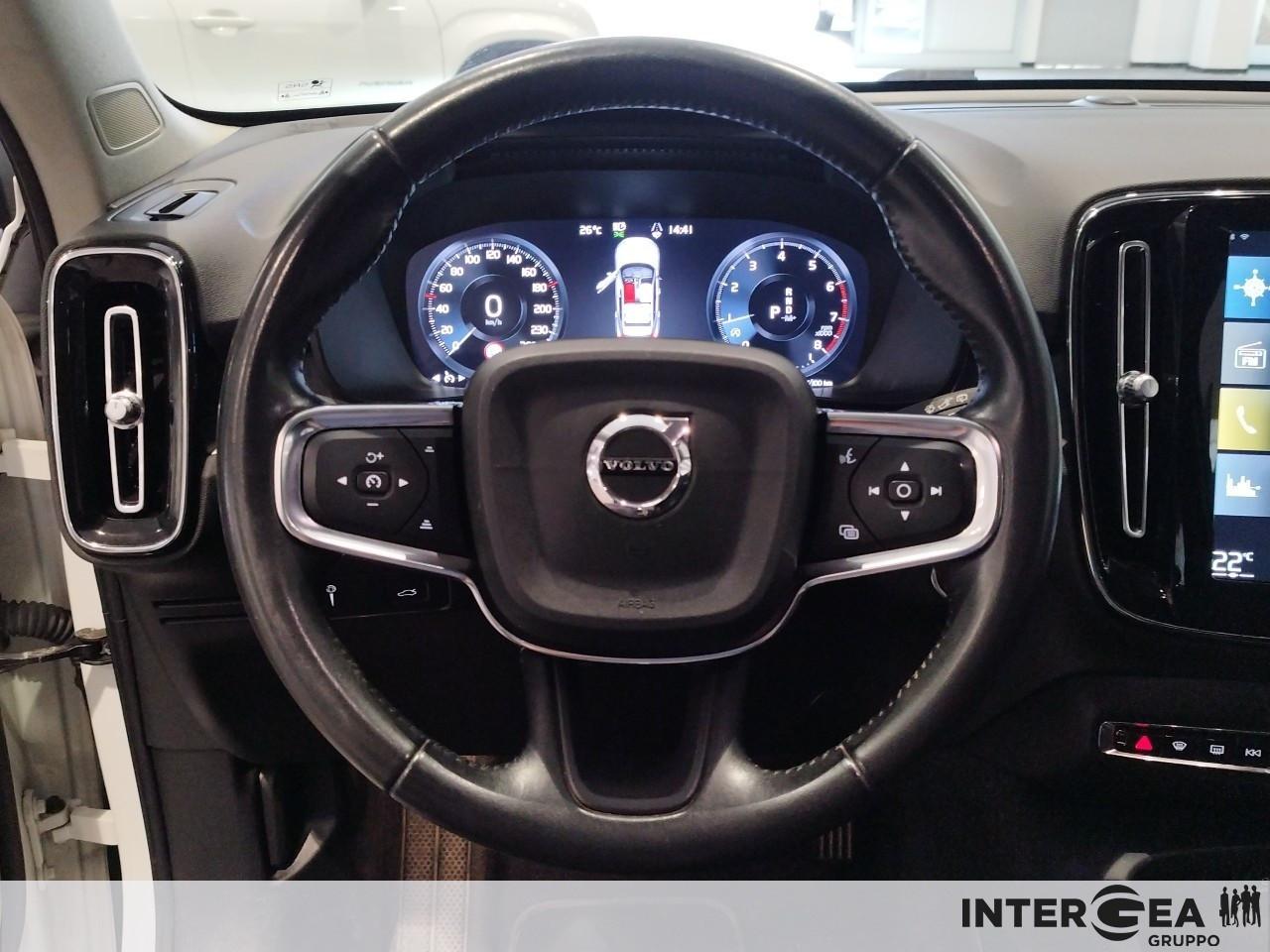 VOLVO XC40 1.5 t2 Momentum Pro auto my21
