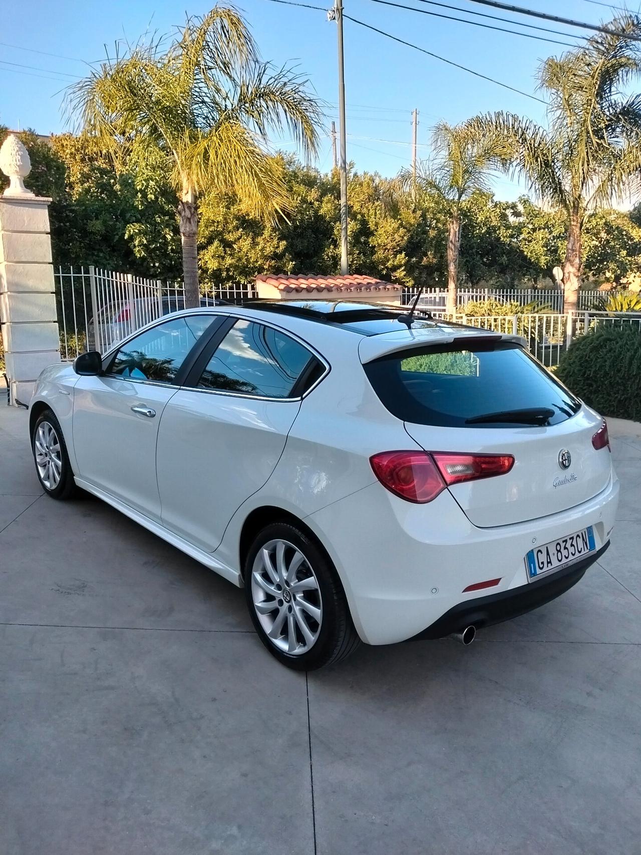 Alfa Romeo Giulietta 1.6 JTDm-2 105 CV Distinctive