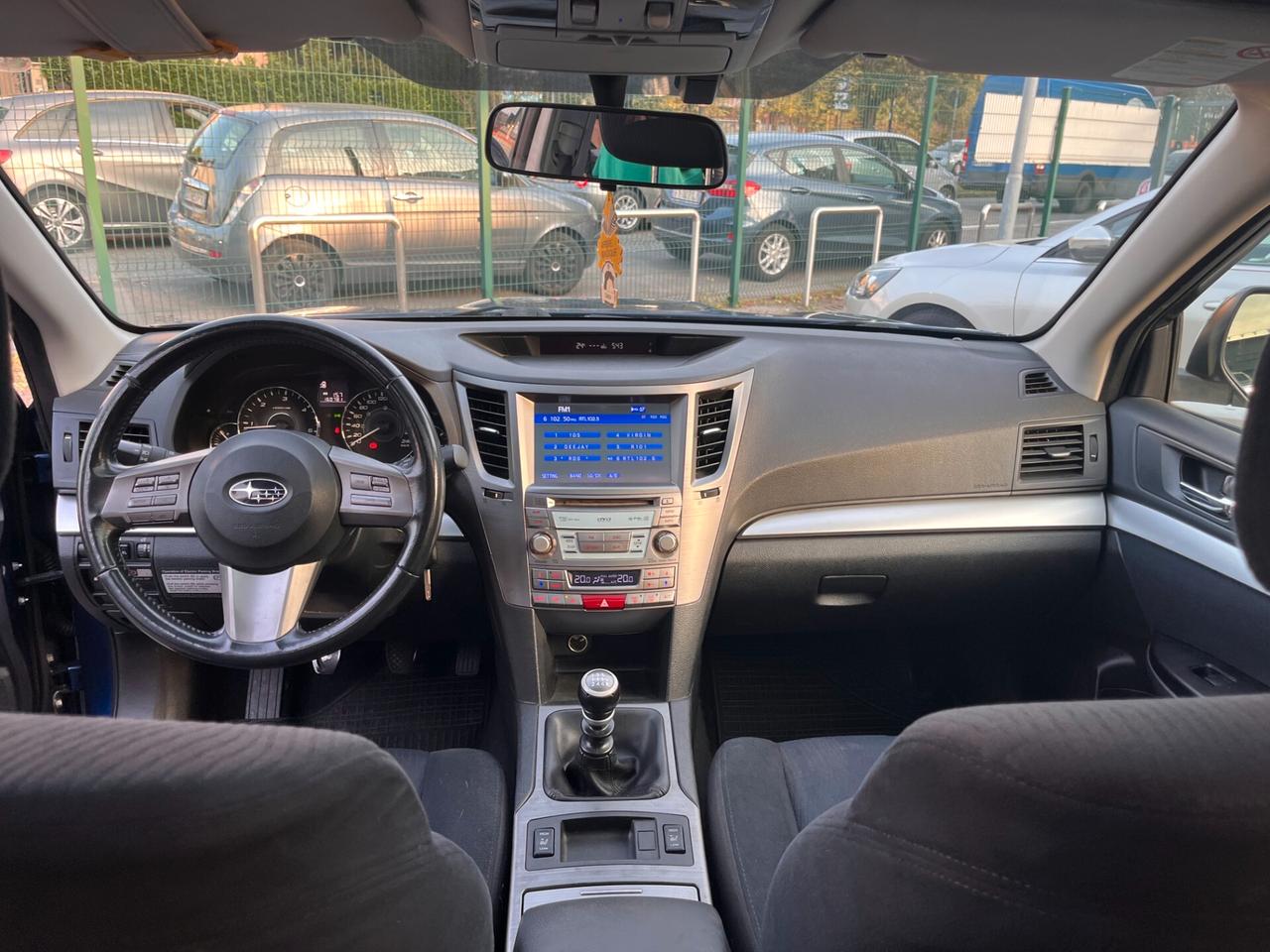 Subaru OUTBACK 2.0D Exclusive - 2013