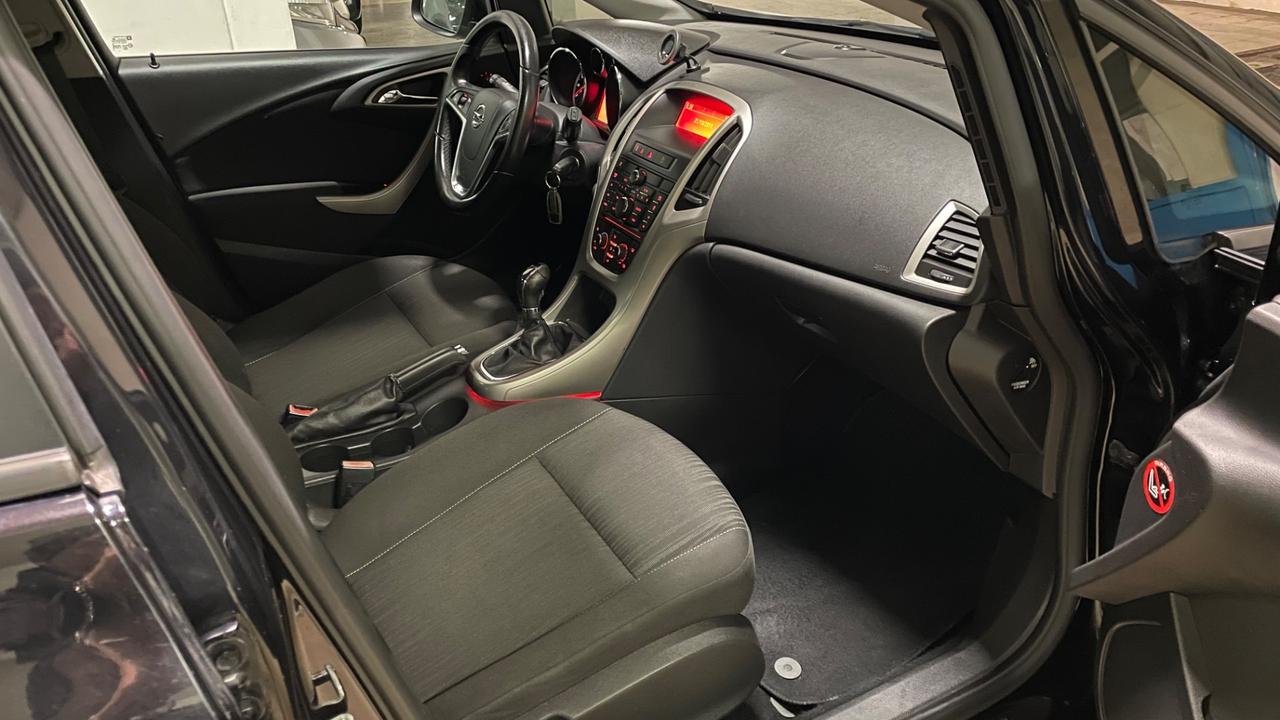 Opel Astra 1.4 100CV 5 porte Cosmo "Euro5"