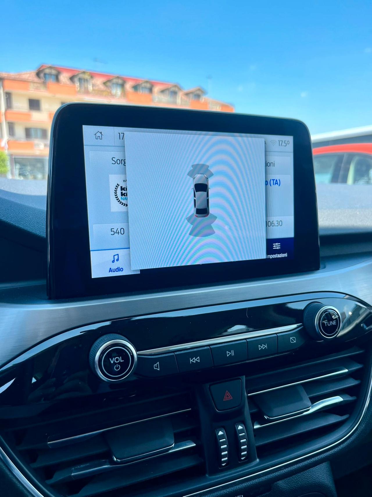 Ford Kuga 2.0 EcoBlue Hybrid 150 CV 2WD Titanium