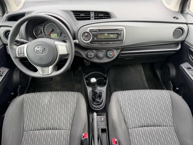 TOYOTA Yaris 1.0 5 porte Lounge