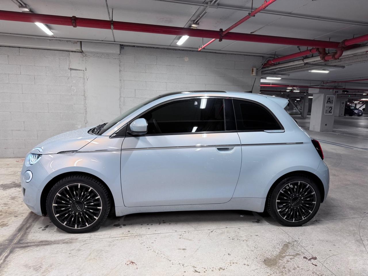 Fiat 500 500e 42 kWh La Prima - AUTO FULL