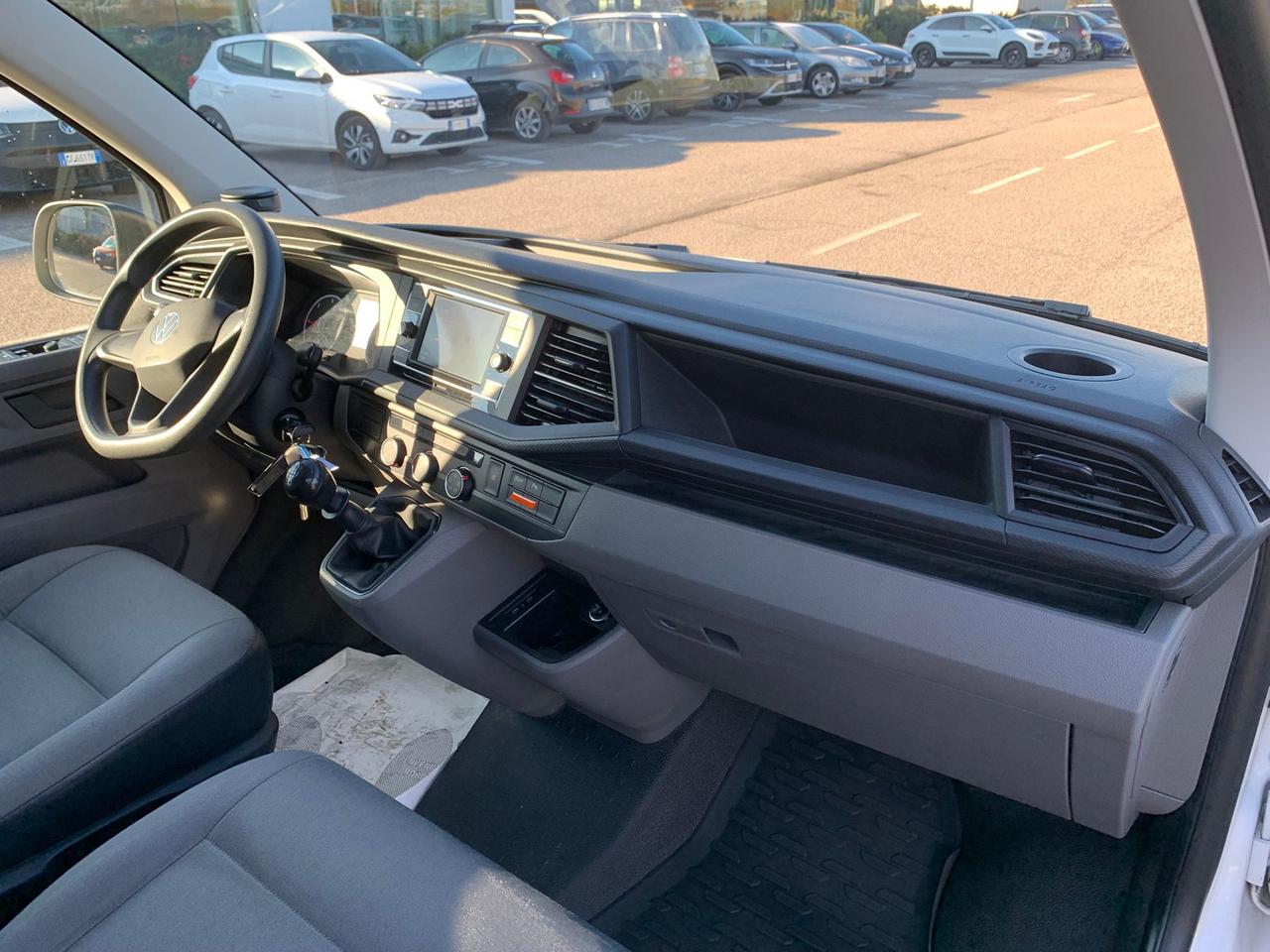 Volkswagen T6.1 Transporter t6.1 28 2.0 tdi 110cv carro business p.c.