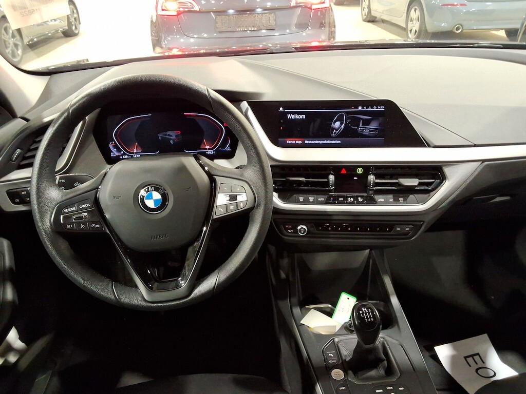 BMW 116D 115CV 6M. BUSINESS ADVANTAGE ( FARI LED - BMW DIGITAL COCKPIT - CRUISE - NAVI - MIRROR - PDC )