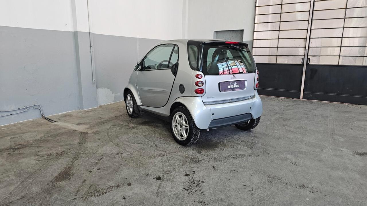 Smart ForTwo 700 coupé passion (45 kW)