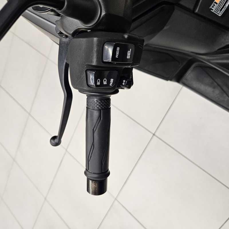 Yamaha X-Max 300 - 2023