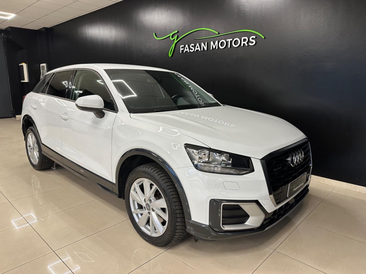 Audi Q2 35 TDI quattro S tronic Business