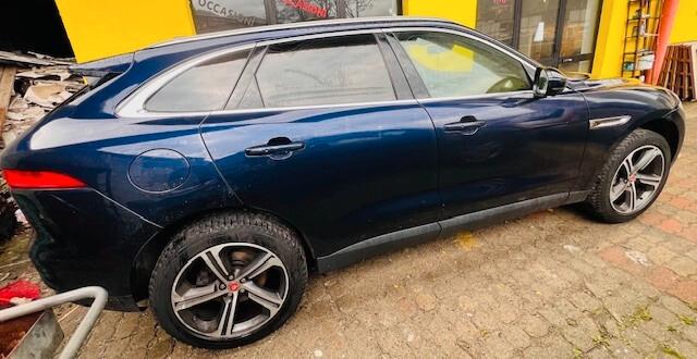 Jaguar F-Pace 2.0 D 240 CV AWD aut. Portfolio