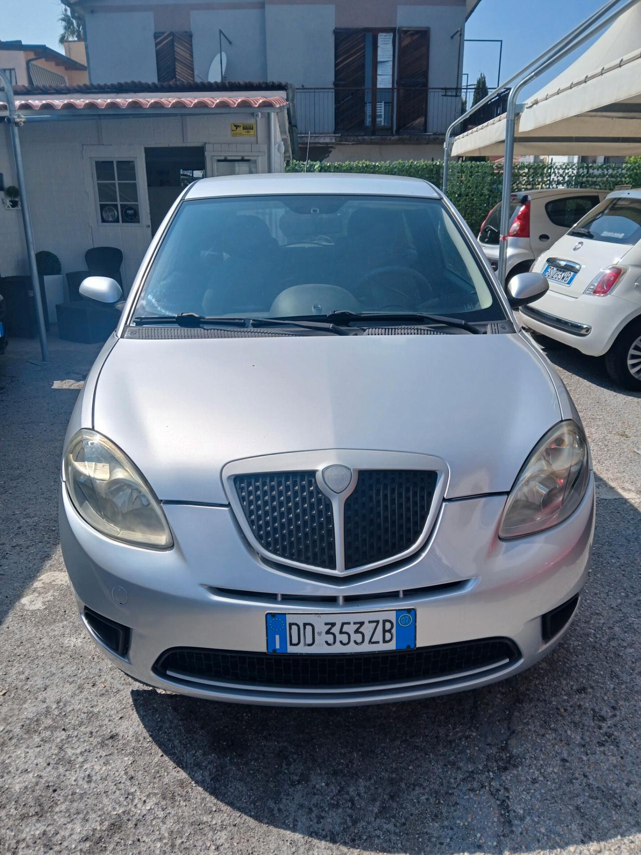Lancia Ypsilon 1.2 Argento