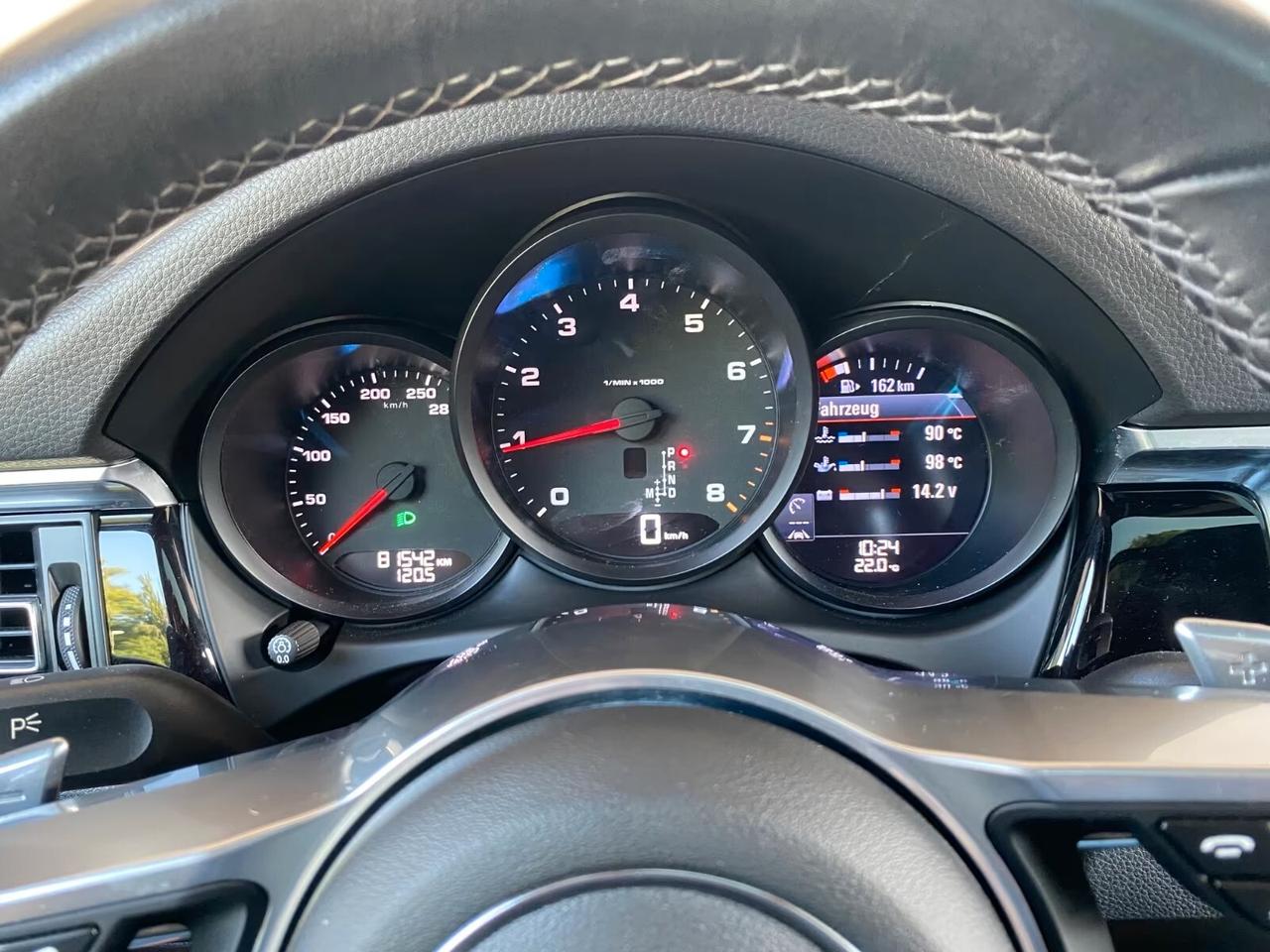Porsche Macan 2.0 SPORT CHRONO SPORT PLUS FULL OPTIONAL