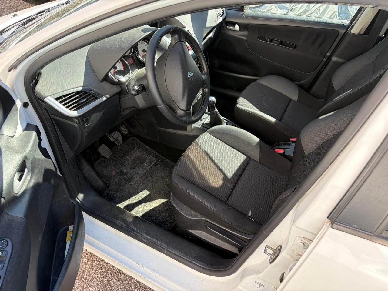 Peugeot 207 1.6 HDI Neopatentati