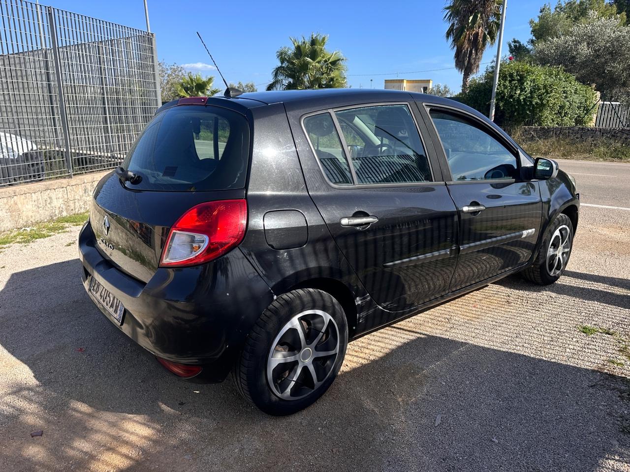 Renault Clio 1.2 16V 5 porte GPL Confort-2010
