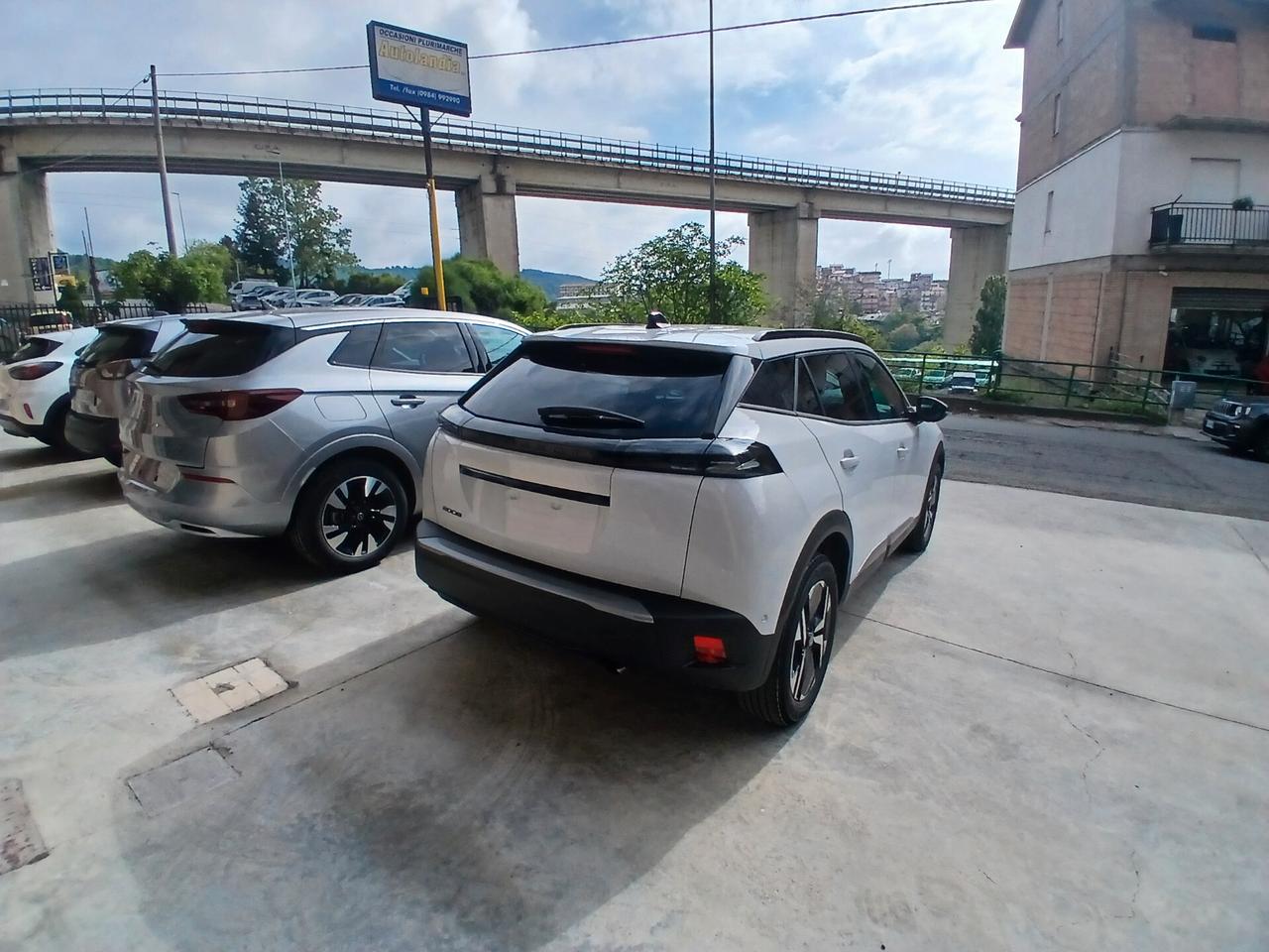 Peugeot 2008 PureTech 100 S&S Allure