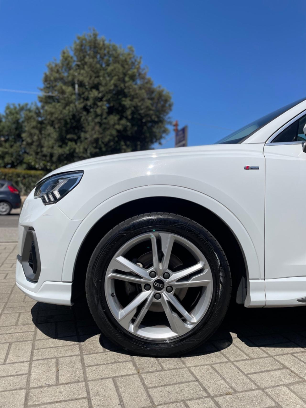 Audi Q3 35 TDI S tronic S line edition