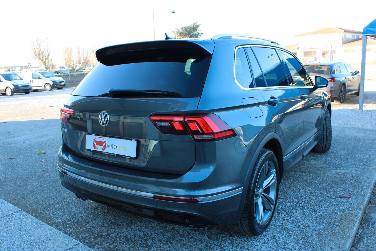 Volkswagen Tiguan 1.6 tdi 115CV R-LINE RLINE INTERNO ESTERNO
