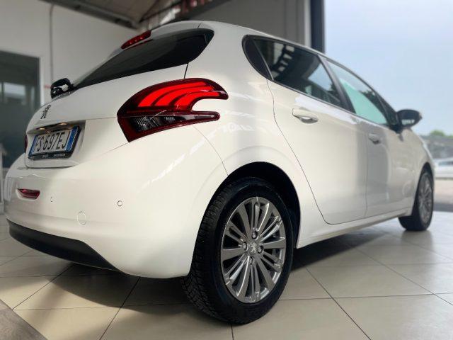 PEUGEOT 208 PureTech 82 Stop&Start 5 porte Allure