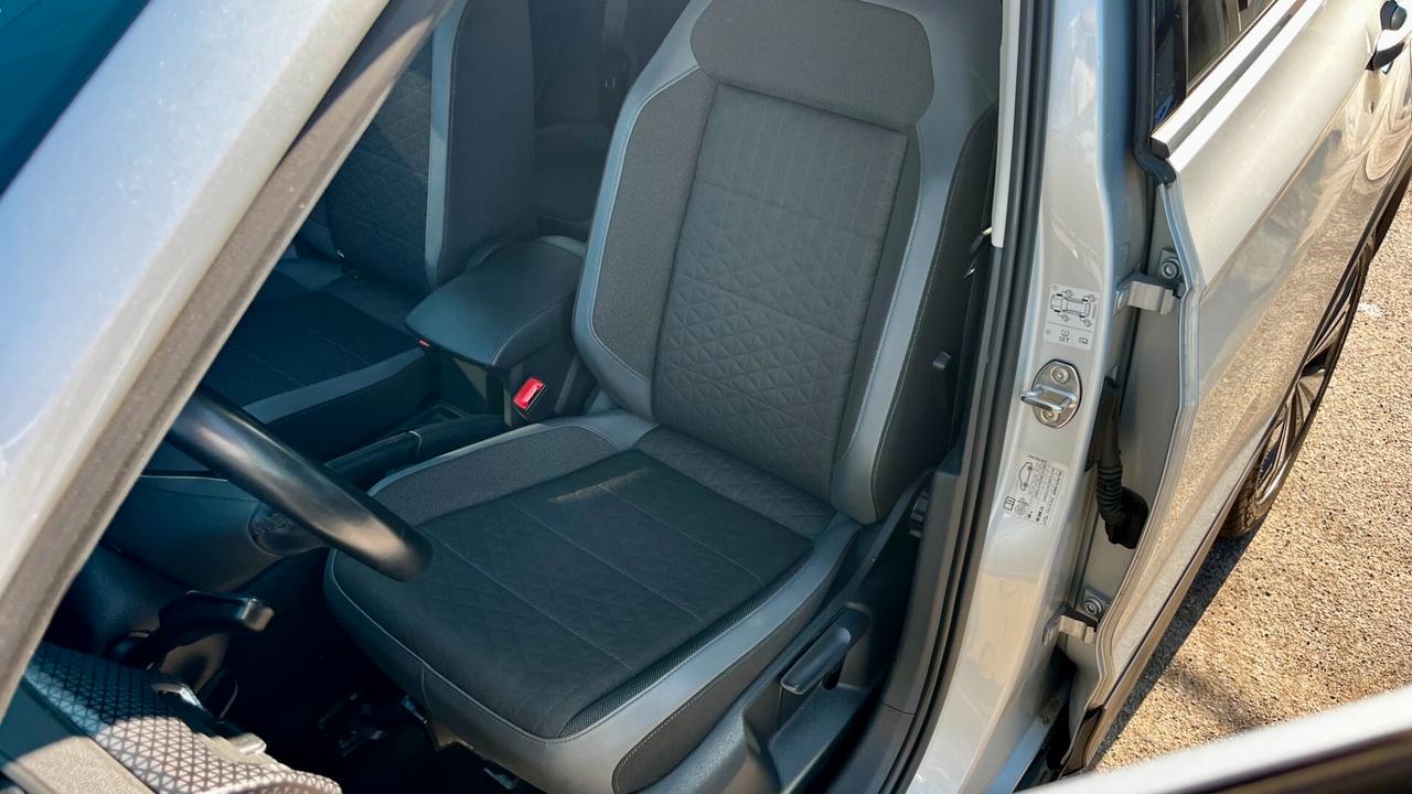 Volkswagen T-Cross 1.0 tsi Advanced 110cv " SENZA ALCUN VINCOLO /X NEOPATENTATI "