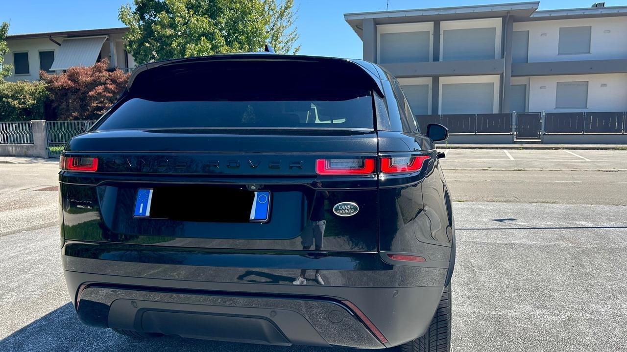 Land Rover Range Velar 2.0D I4 240 CV R-Dynamic SE black edition
