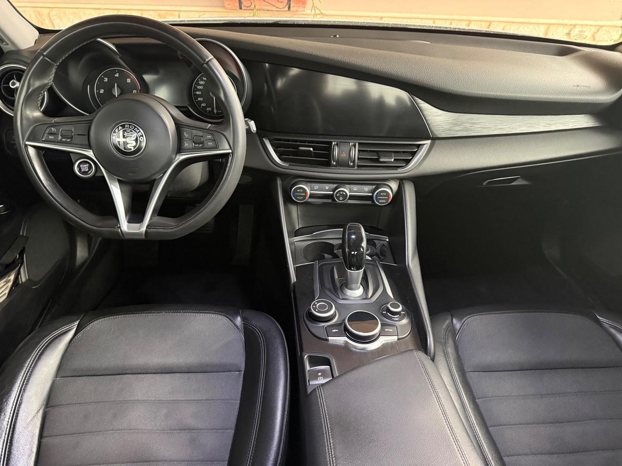 Alfa Romeo Giulia 2.2 Turbodiesel 150 CV AT8