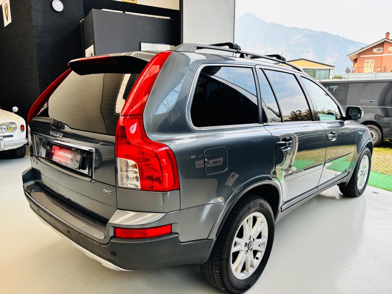 Volvo XC 90 XC90 2.4 D5 185 CV aut. AWD Executive