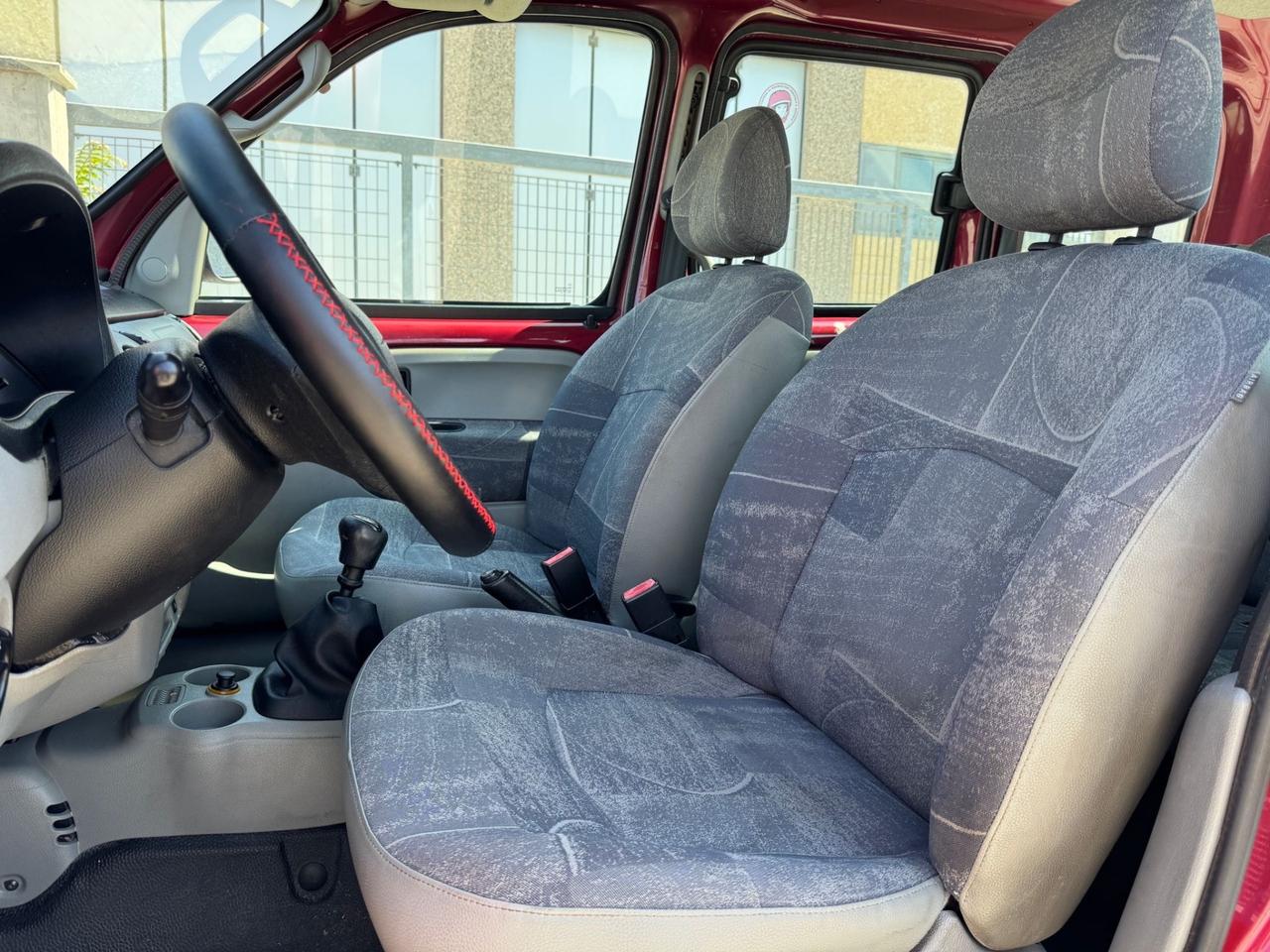Renault Kangoo 1.5 dCi/82CV 5p. Privilège