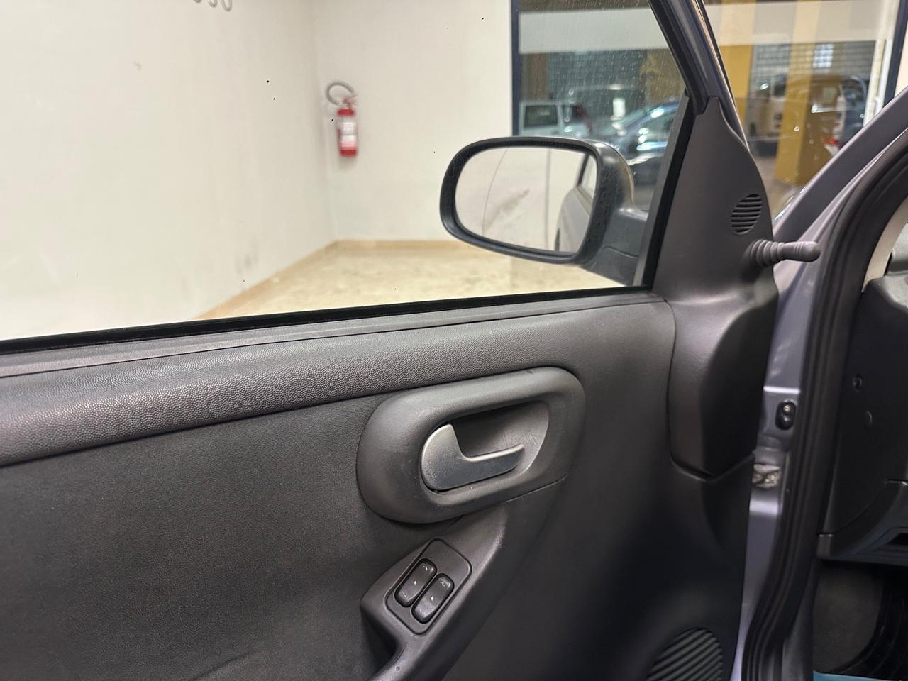 Opel Corsa 1.7 16V CDTI cat 5 porte Cosmo