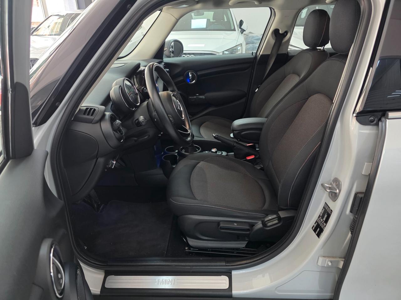 Mini 1.5 Cooper D Hype